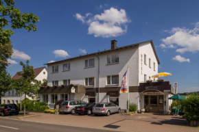 Отель Hotel Birkenstern  Бад-Вильдунген